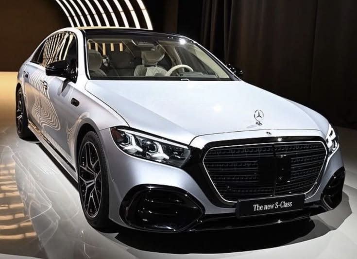 Обзор интерьера Mercedes-Benz S-Class W223: технологии ради комфорта